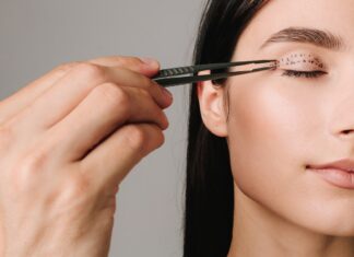 Eyelid Surgery for Vision and Youth: What to Know Before Undergoing the Procedure